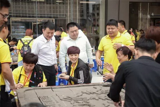 腾博会官网 - 诚信为本,专业效劳!