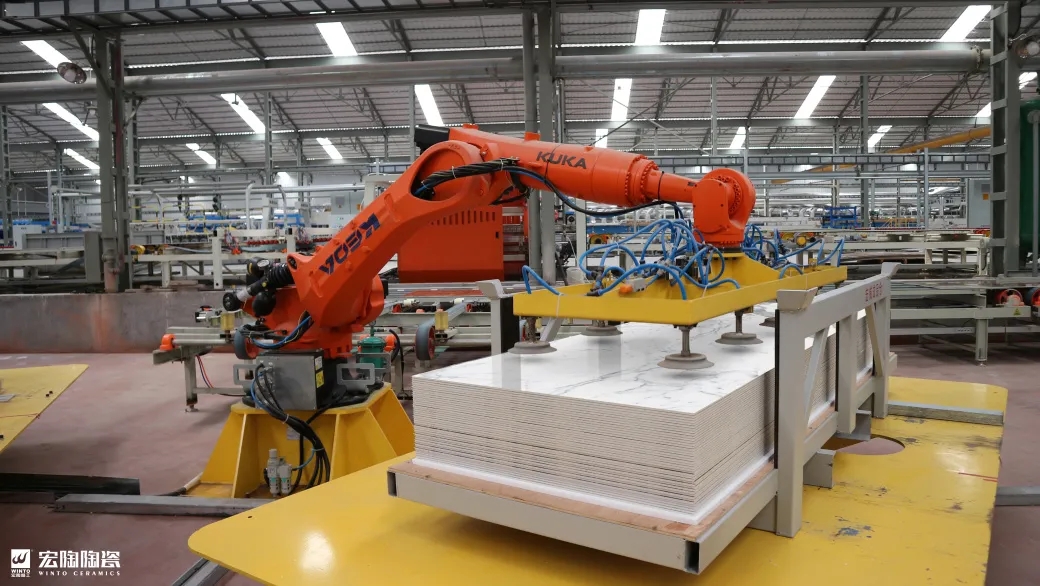 腾博会官网陶瓷车间图