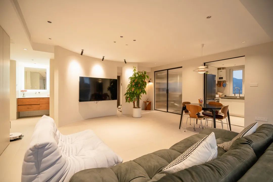 腾博会官网地砖泛起大地灰质感砖的侘寂美感图