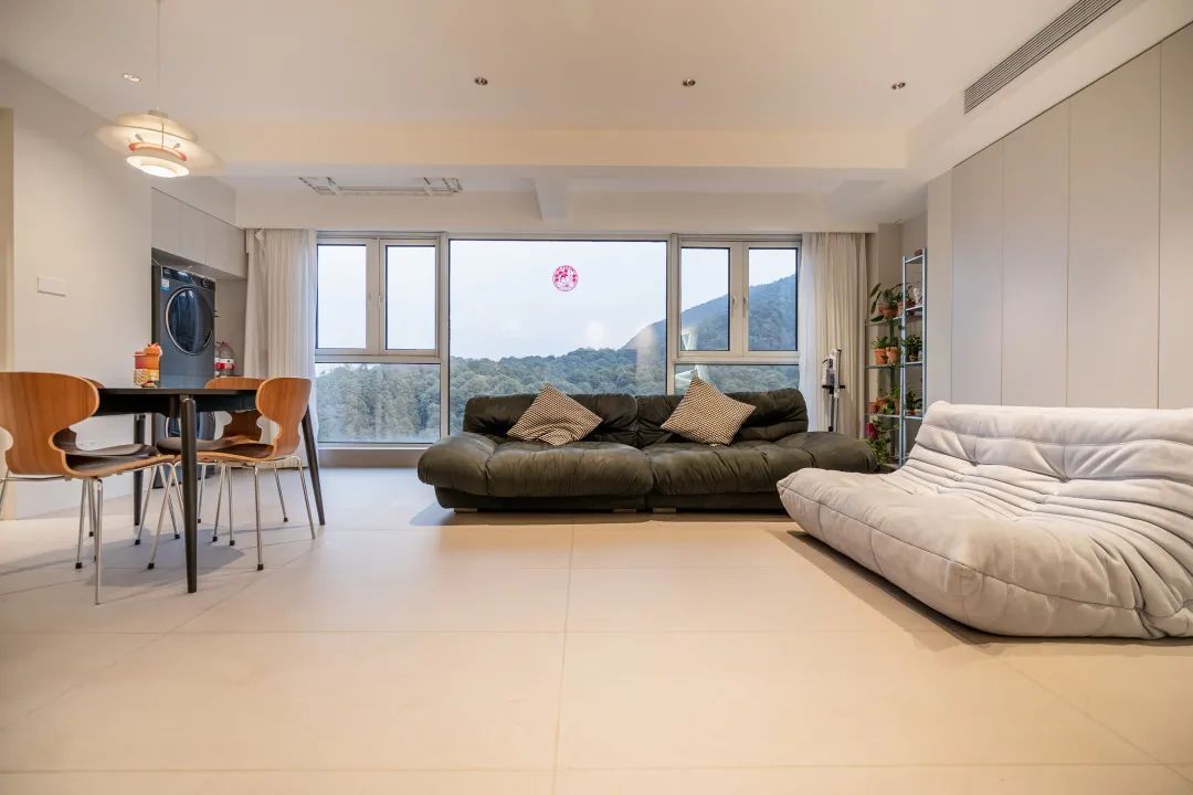 腾博会官网地砖客厅裸漏效果图